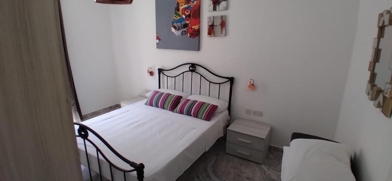 The Penthouse Flat-Terrace&View Apartamento Senglea Exterior foto