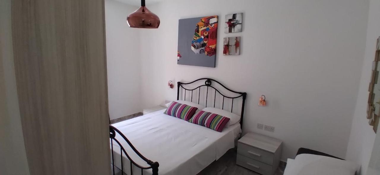 The Penthouse Flat-Terrace&View Apartamento Senglea Exterior foto