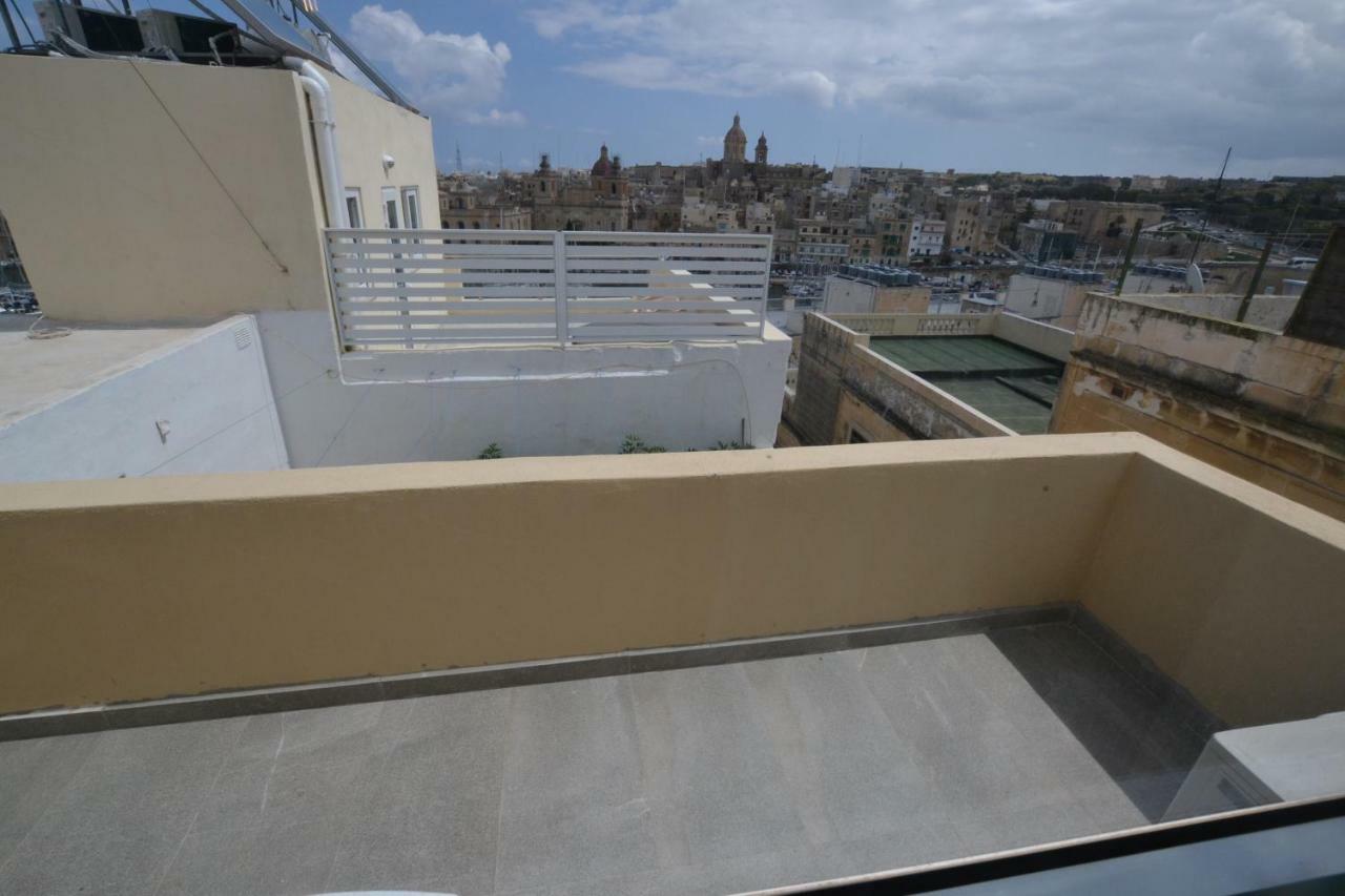 The Penthouse Flat-Terrace&View Apartamento Senglea Exterior foto
